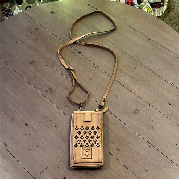 Harbour 2Nd Handbags - Harbour Genuine Leather Women’s Crossbody purse wallet 4”x8” Brown​